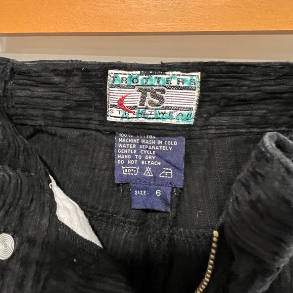 2 Pairs of cords, - Picture 10 of 16